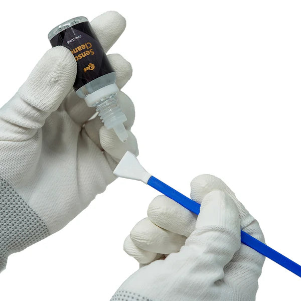 UES sensor cleaning swab UES APSC-16 APS-C Sensor Cleaning Kit (14pcs 16mm APS-C Sensor Cleaning Swabs + 15ml Sensor Cleaner)